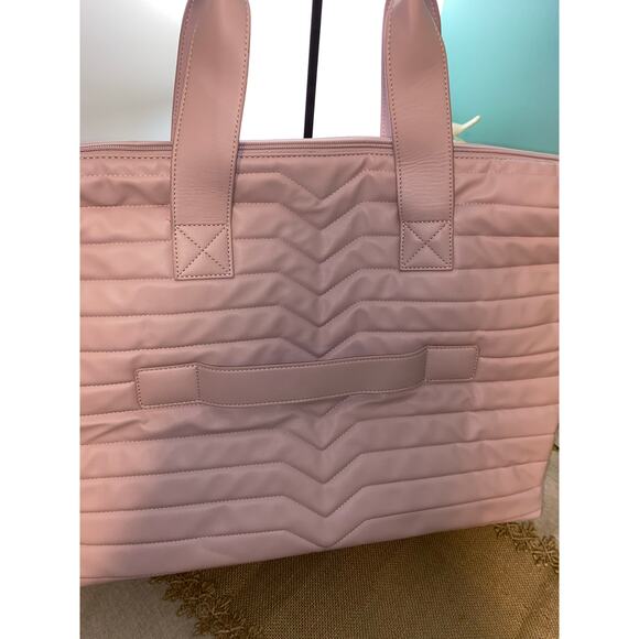 Avery Geometric-Pattern Travel Tote Weekender Bag Pink Handle GUC Without Strap - Picture 5 of 9